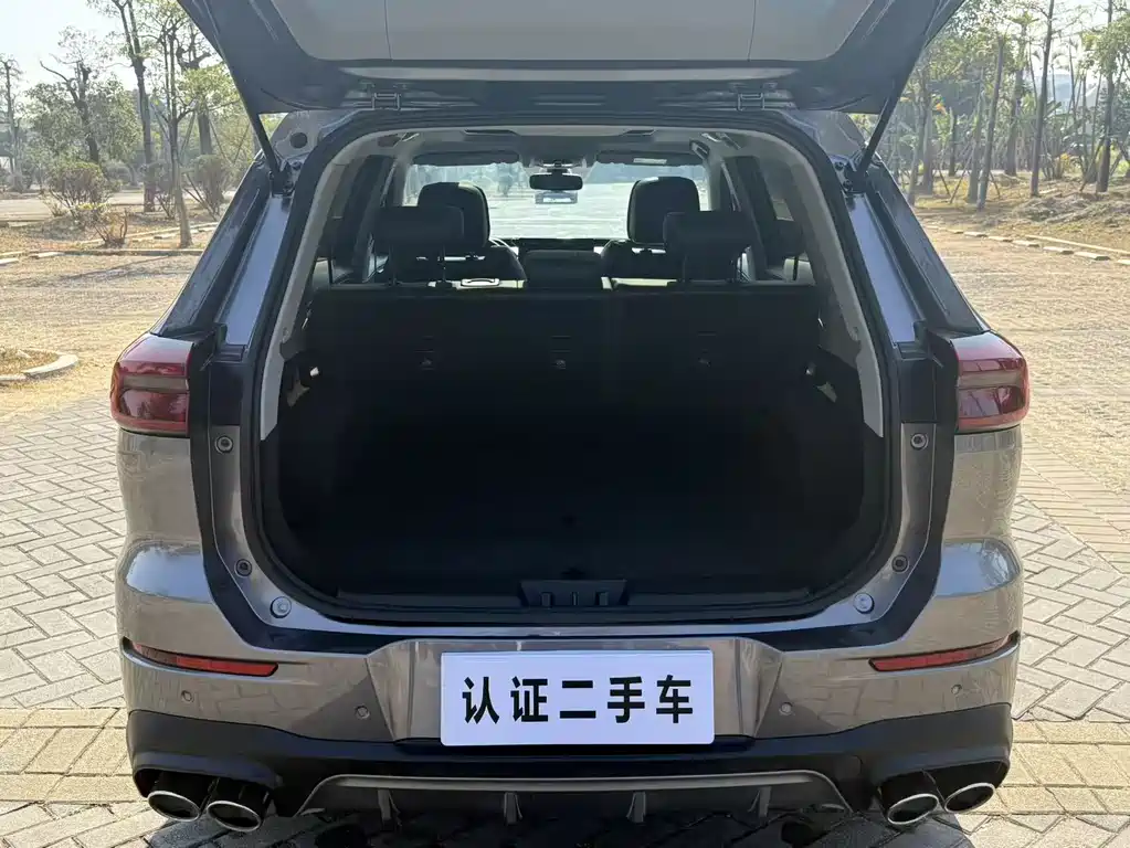 CHERY TIGGO 8
