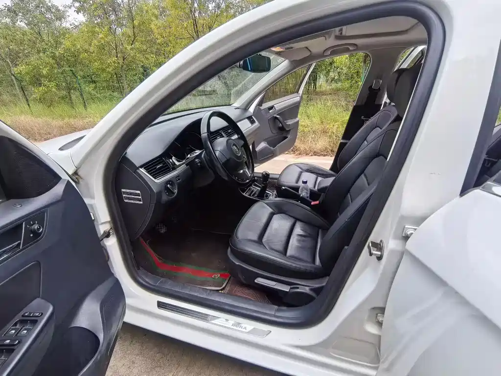 Volkswagen Bora — миниатюра 7