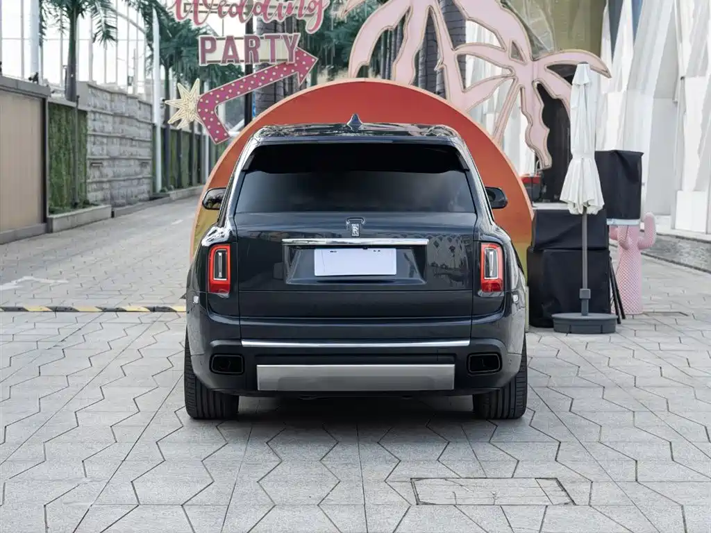 ROLLS-ROYCE CULLINAN