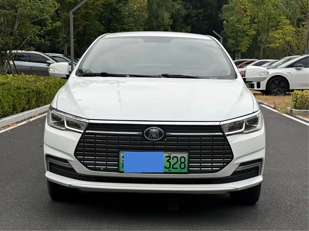 BYD Qin NEV — миниатюра 2