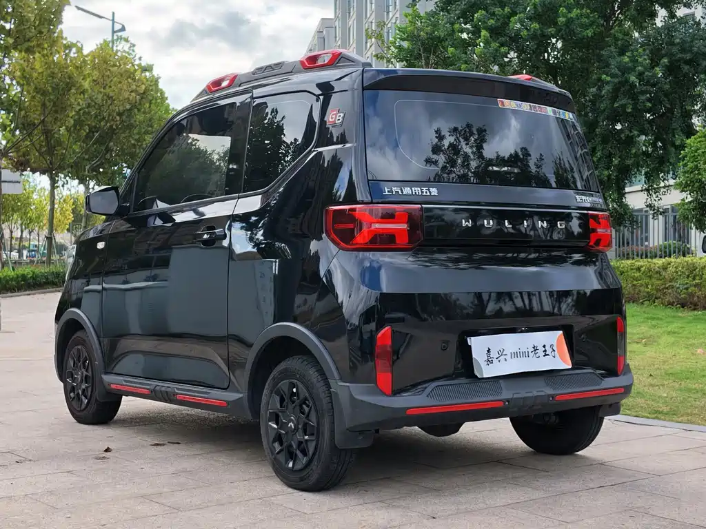 Wuling MINIEV — миниатюра 4