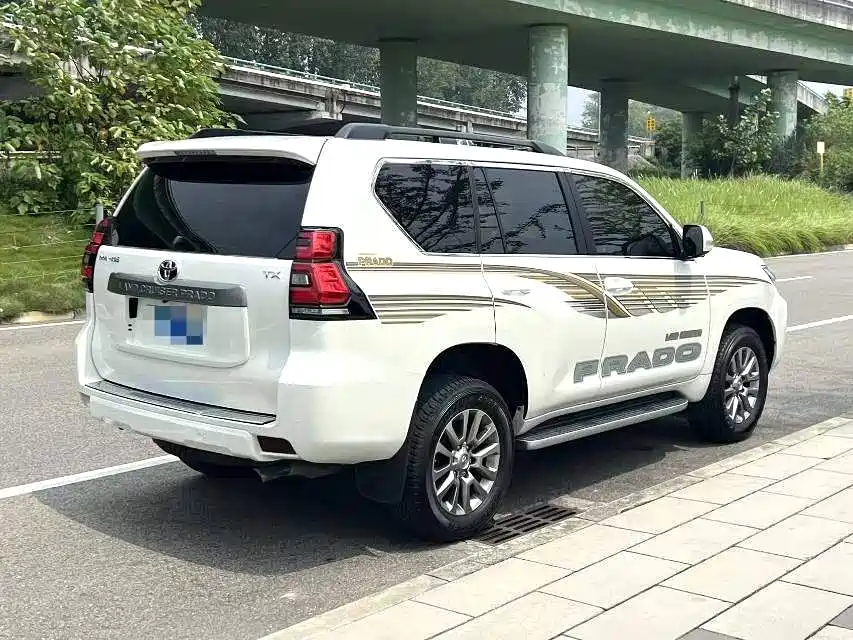 Toyota Prado — миниатюра 4