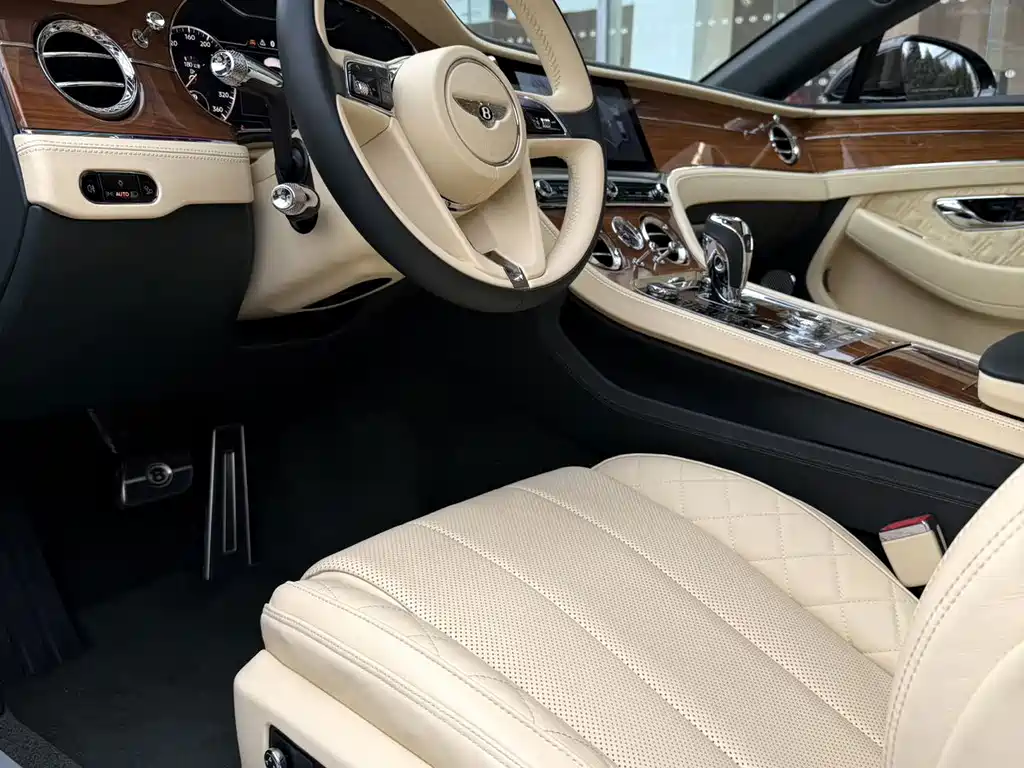 Bentley Continental — миниатюра 5