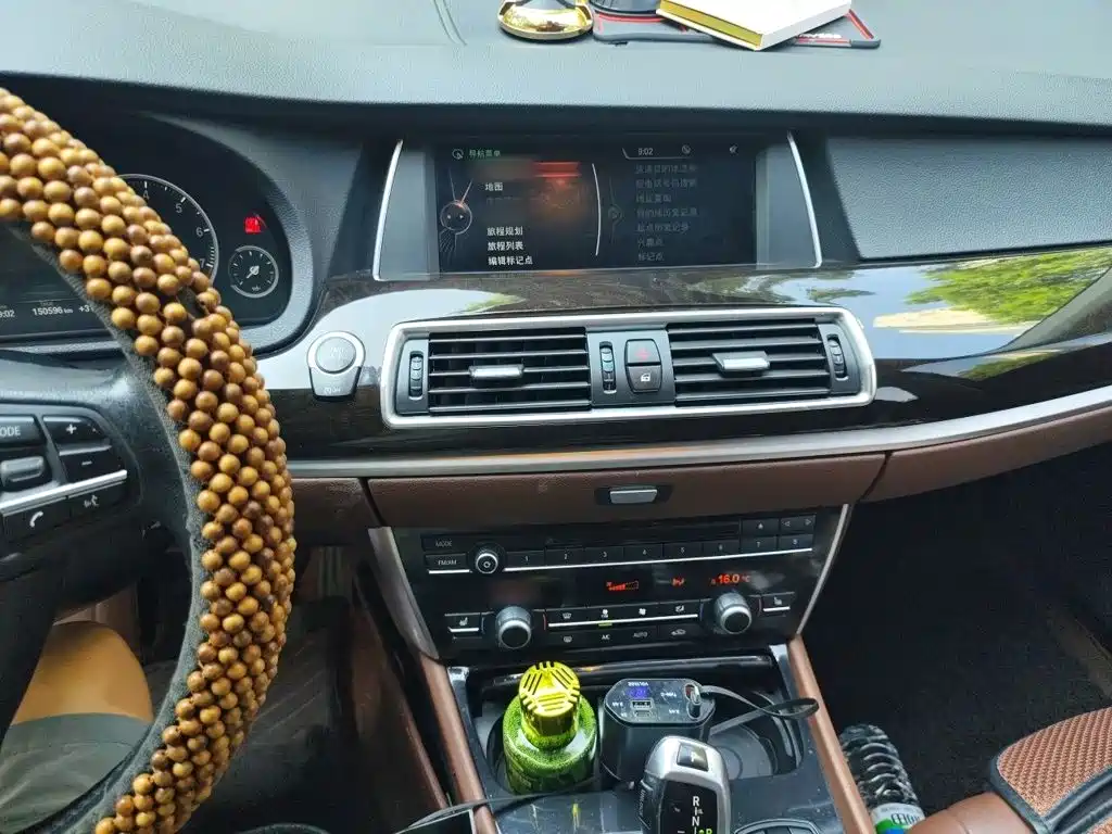 BMW 5 Series GT — миниатюра 6