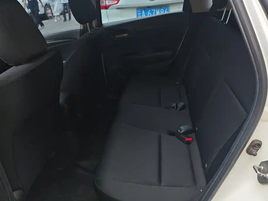 Honda Fit — миниатюра 11