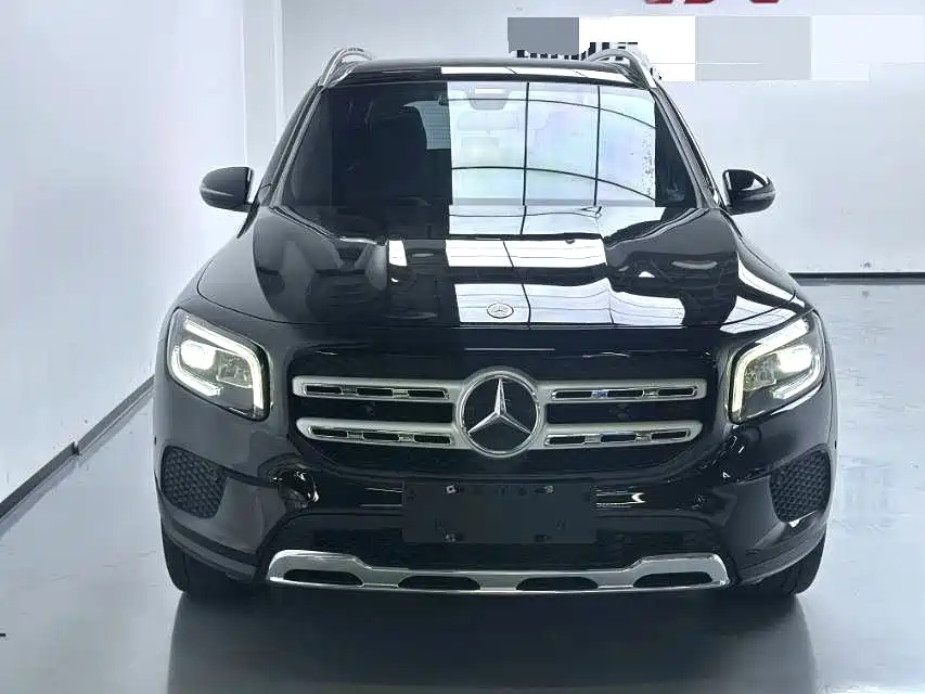 Mercedes-Benz GLB — миниатюра 2