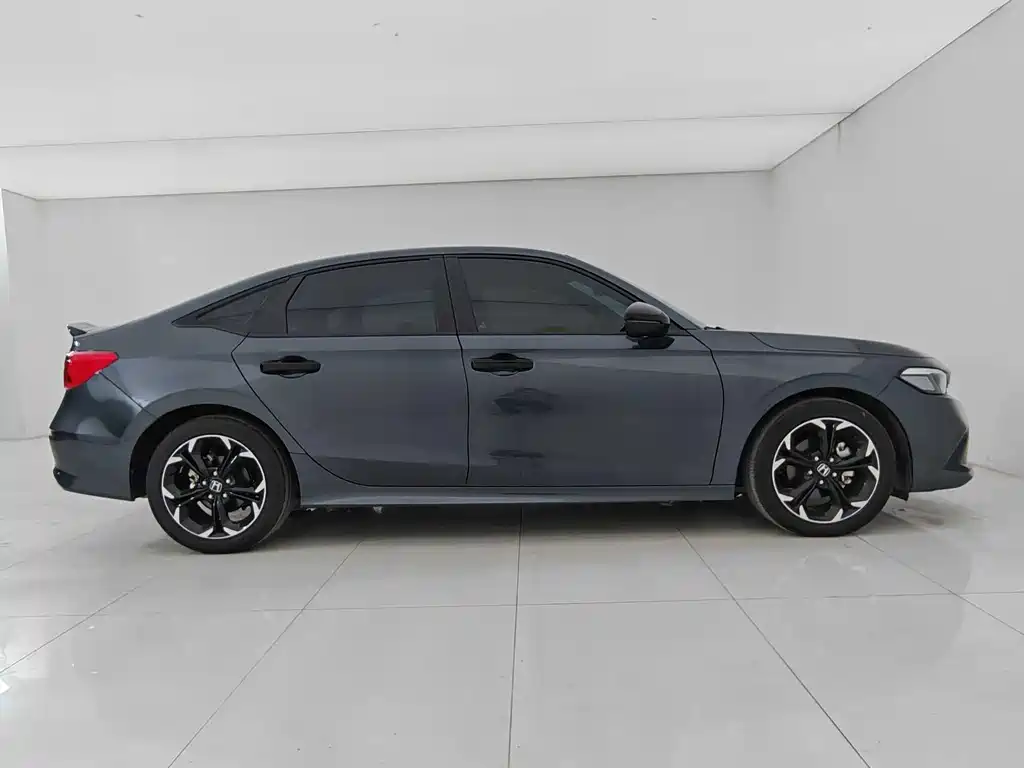 Honda Civic — миниатюра 8