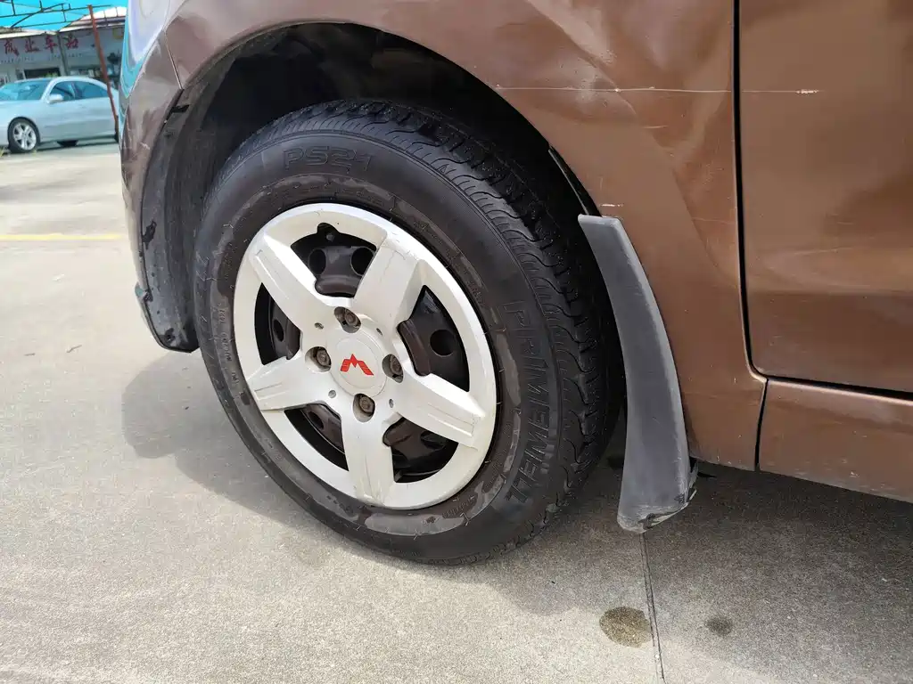 Wuling Hongguang — миниатюра 9