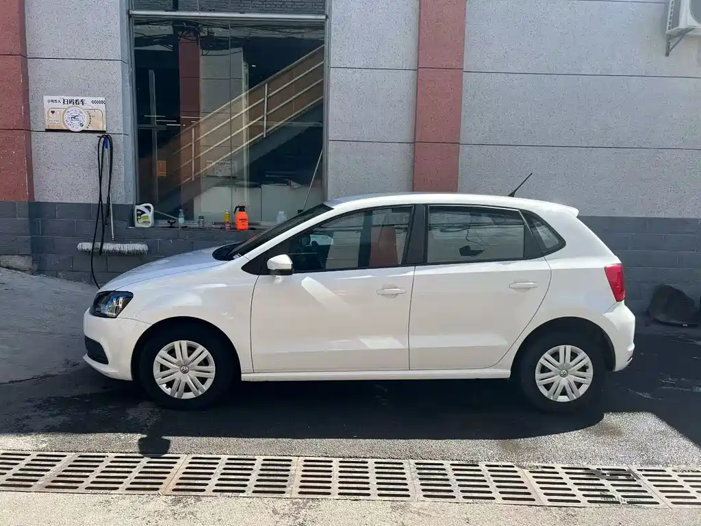 Volkswagen Polo — миниатюра 3