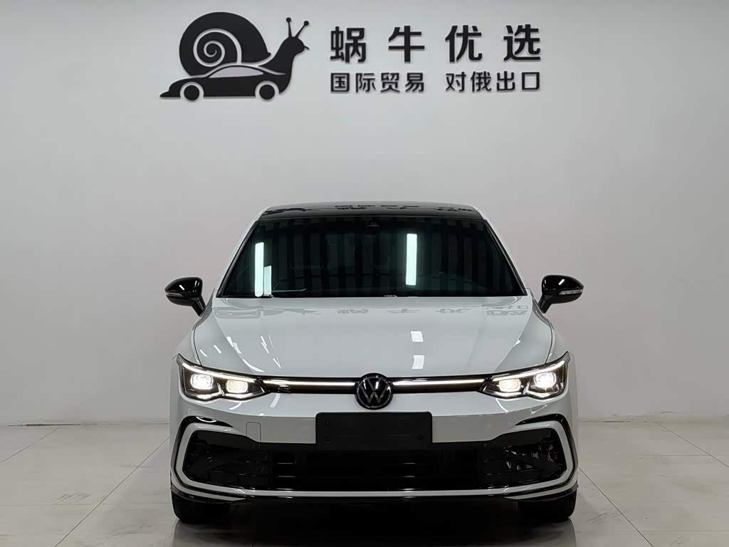 Volkswagen Golf 1.4 л 2022 г. Белый, пробег 50000 км
