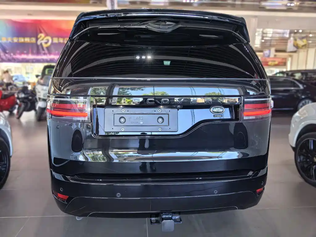 Land Rover Discovery — миниатюра 3