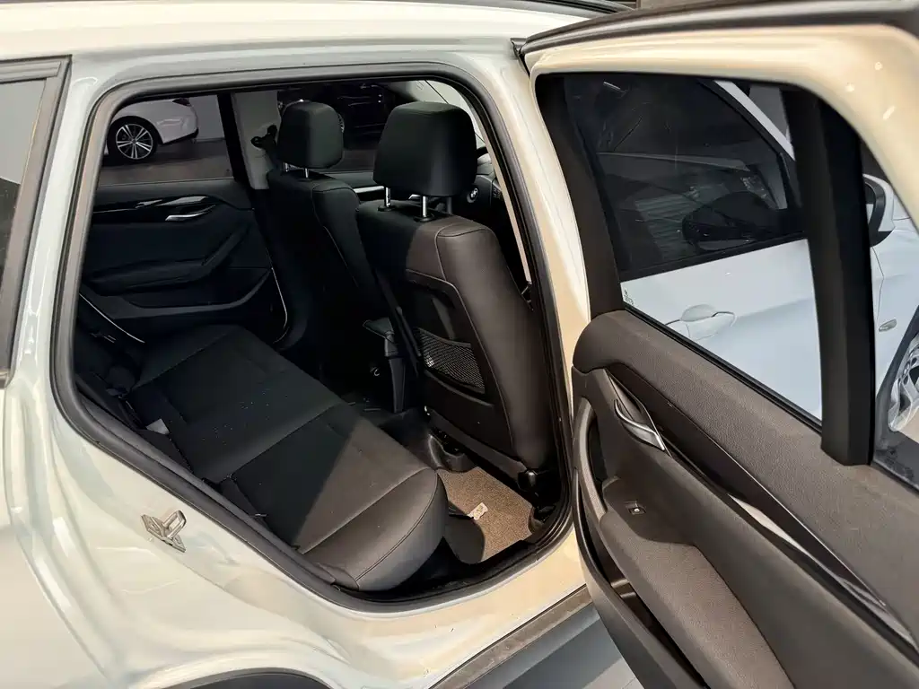 BMW X1 (Import) — миниатюра 22