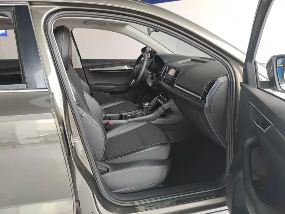 Skoda Karoq — миниатюра 8