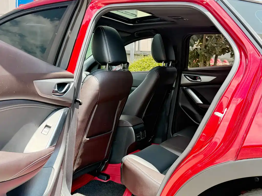 Mazda CX-4 2018 2.5L AT V