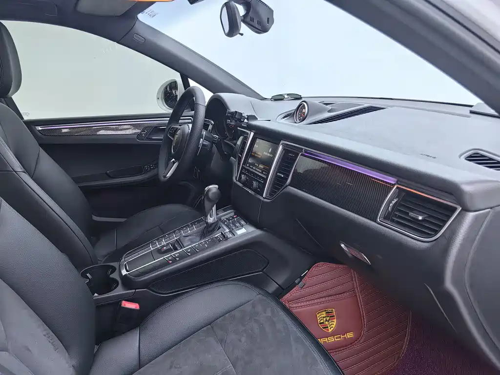 Porsche Macan — миниатюра 12
