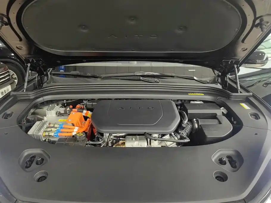 Aito M9 2025 Max 52kWh 5 мест (192 ）