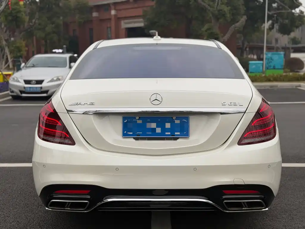 MERCEDES-BENZ S CLASS AMG