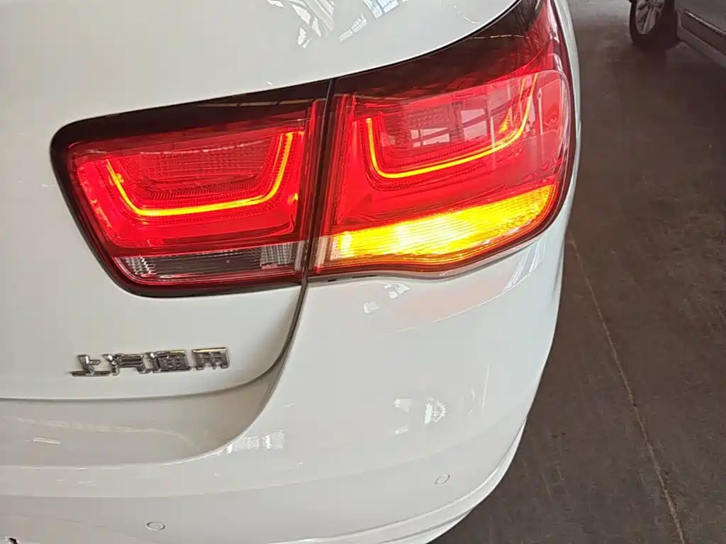 Chevrolet Malibu — миниатюра 8