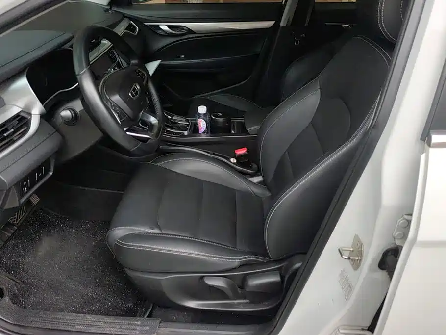 Geely Emgrand — миниатюра 9