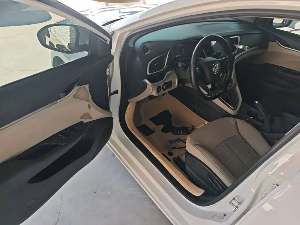 Buick Excelle — миниатюра 16