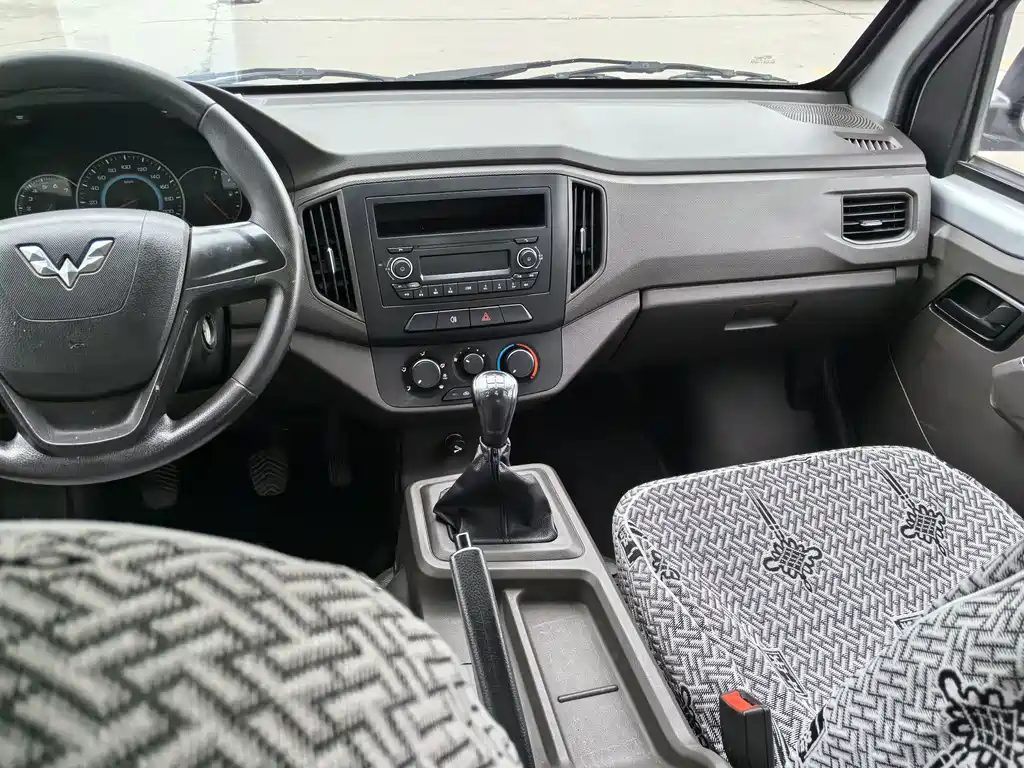 Wuling Rongguang New Truck — миниатюра 9