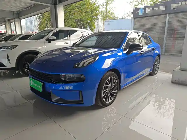 2021 Lynk & Co 03