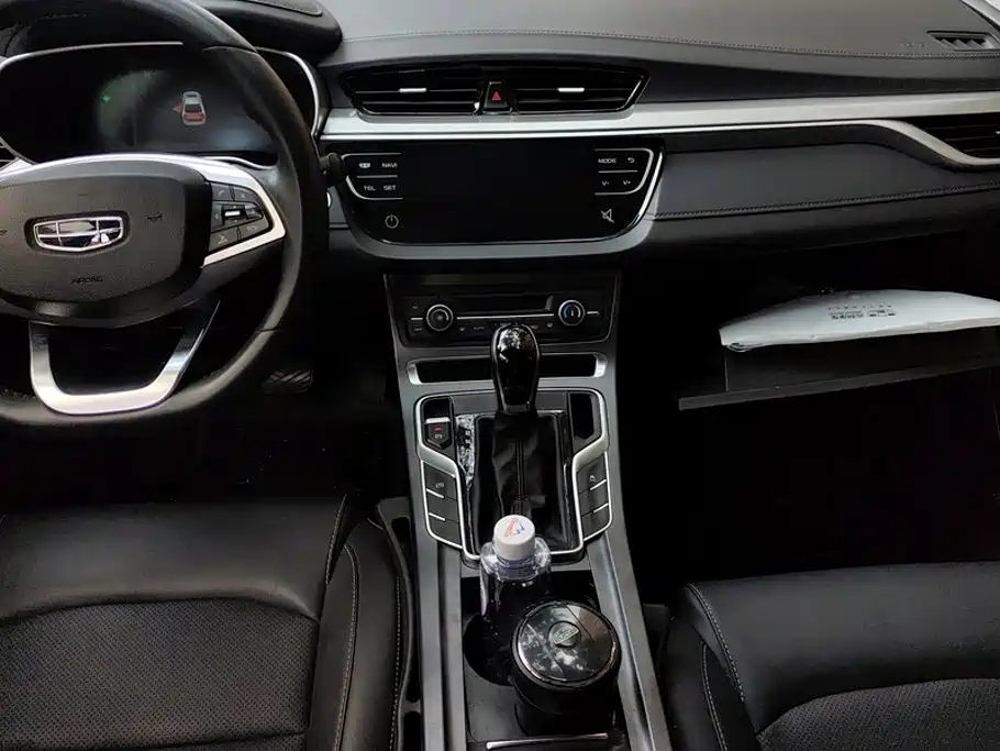 Geely Emgrand — миниатюра 16