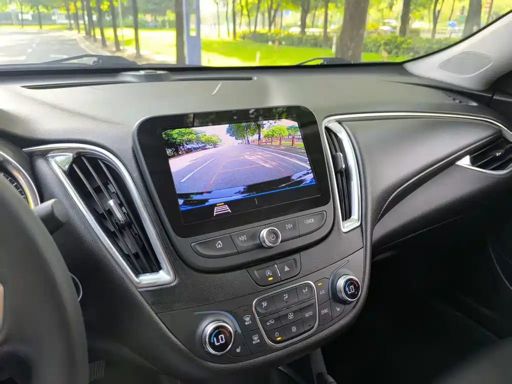 Chevrolet Malibu XL — миниатюра 16