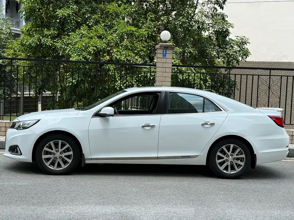 Chevrolet Malibu — миниатюра 5