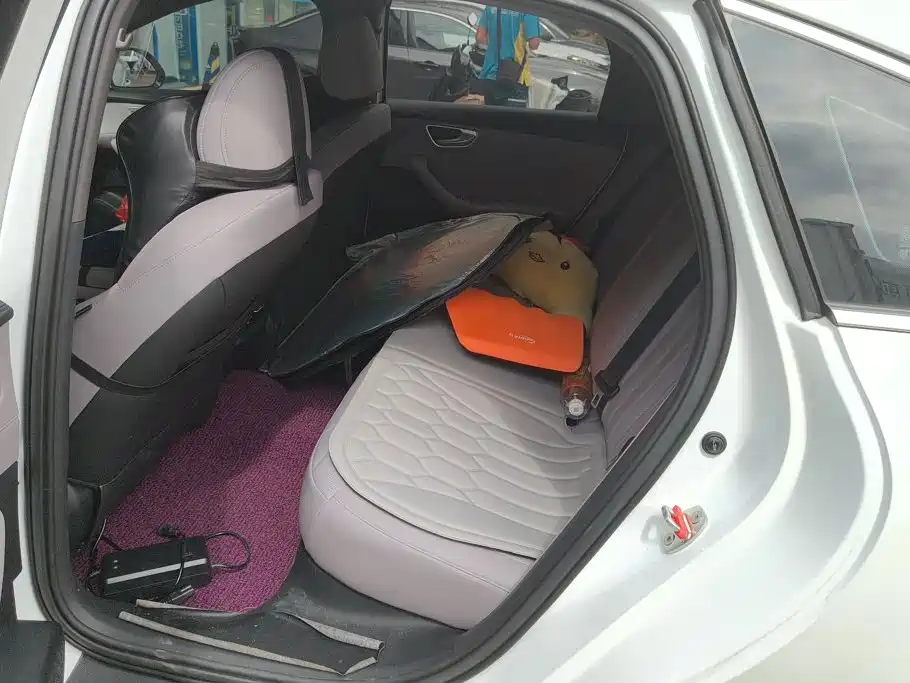 Roewe M7 DMH — миниатюра 11
