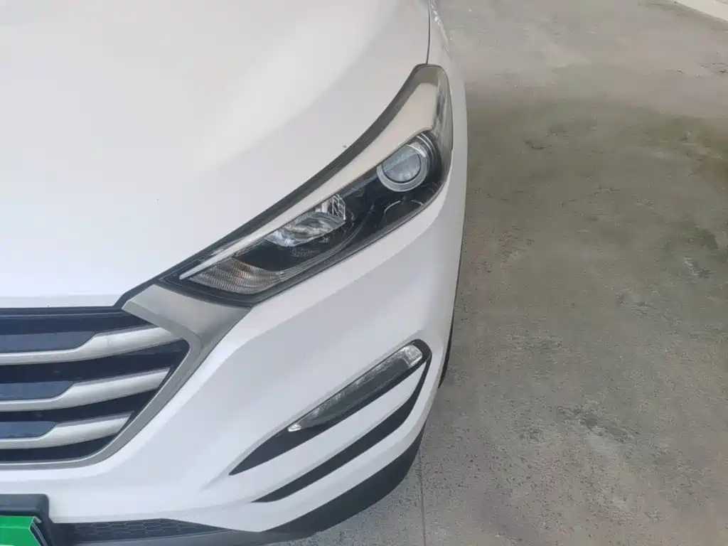 Hyundai Tucson — миниатюра 24