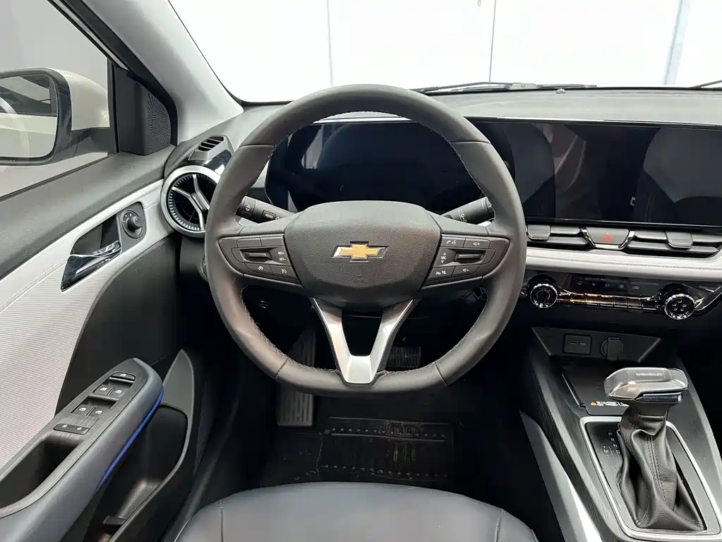 Chevrolet Monza — миниатюра 10