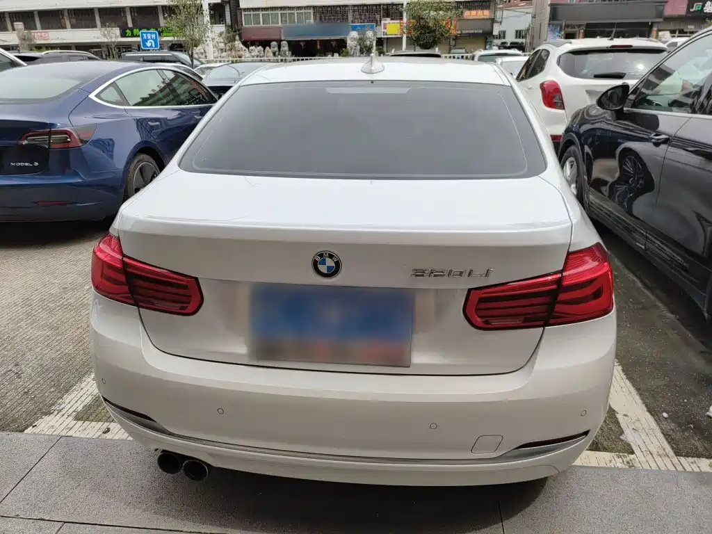 BMW 3 Series — миниатюра 6