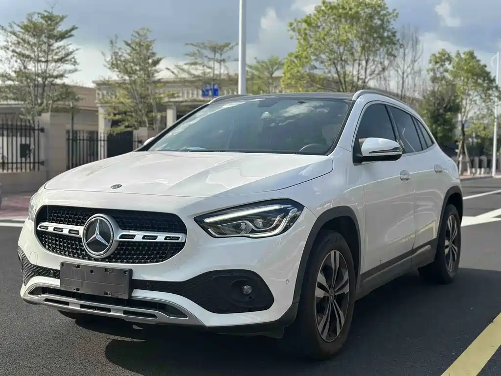 Mercedes-Benz GLA — миниатюра 3