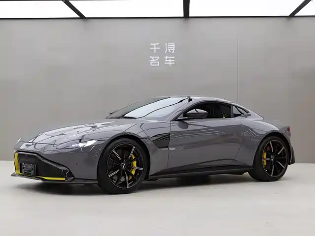 ASTON MARTIN V8 VANTAGE 2019