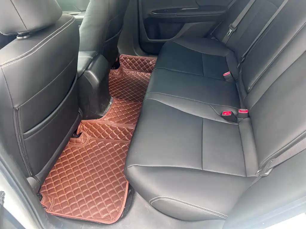 Honda Accord — миниатюра 8