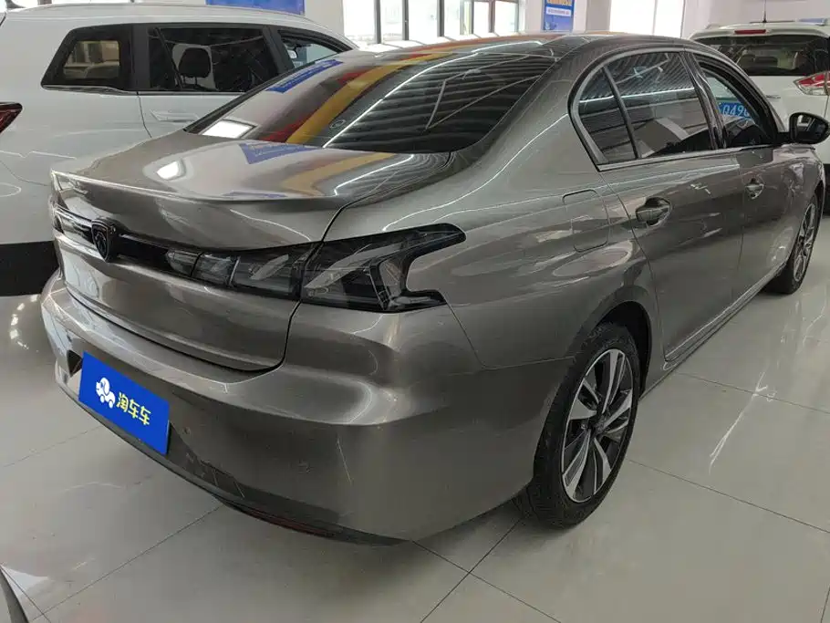 Peugeot 408 — миниатюра 3