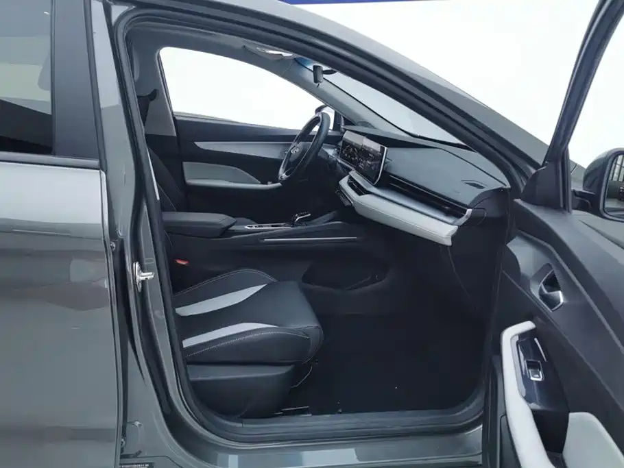 Geely Binrui — миниатюра 8