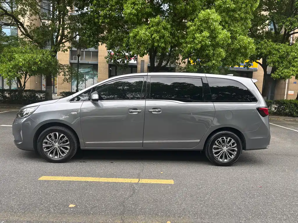Buick GL8 2021 652T Luxury