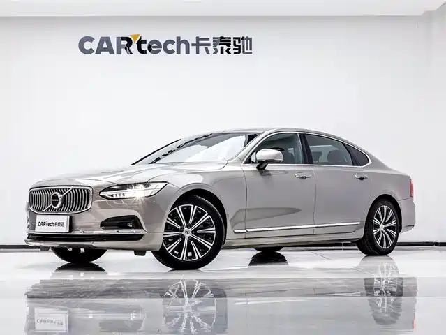 VOLVO S90 2021