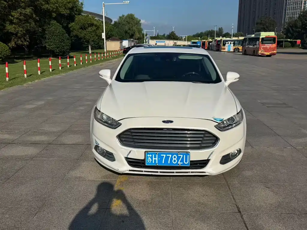 Ford Mondeo — миниатюра 2