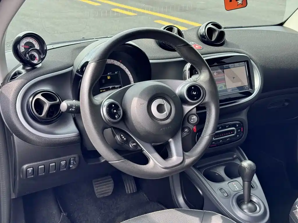 smart Smart Fortwo — миниатюра 5