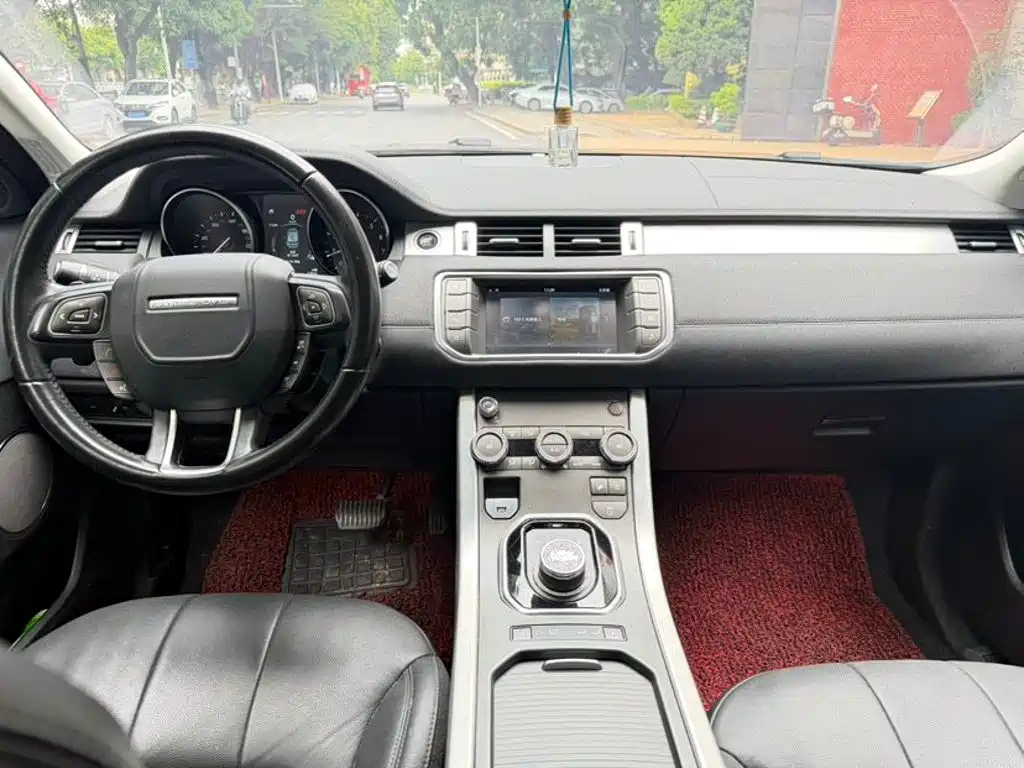 Land Rover Evoque — миниатюра 5