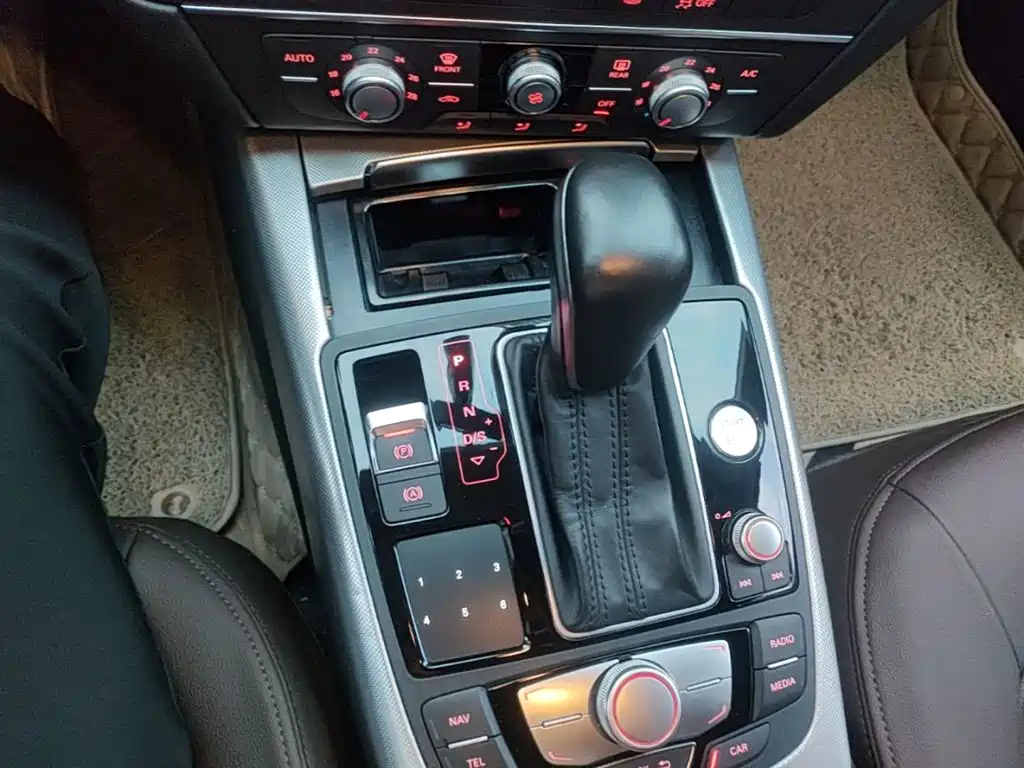 Audi A6L — миниатюра 15
