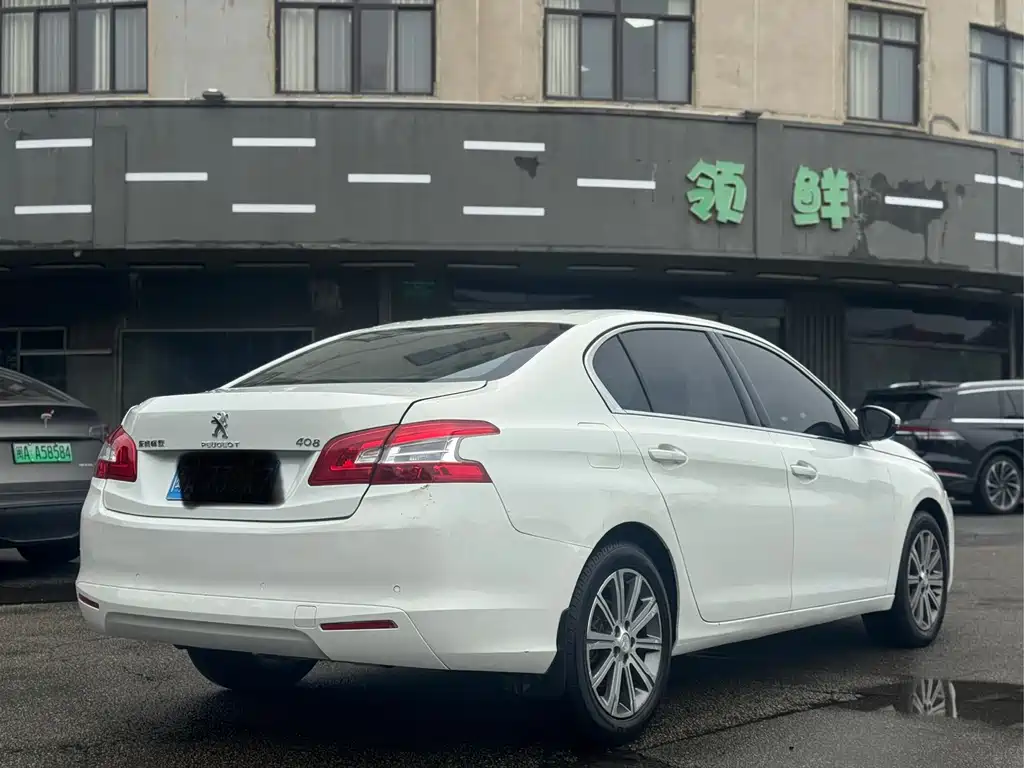 Peugeot 408 — миниатюра 5