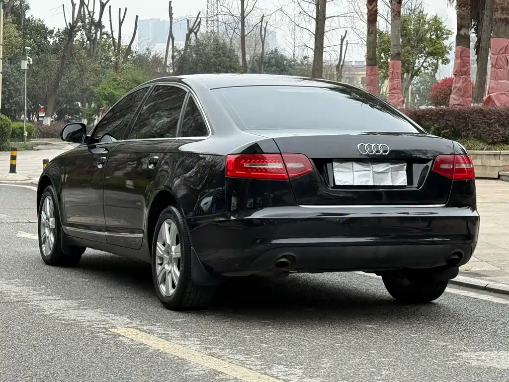 Audi A6L 2011 2.7 TDI Comfort