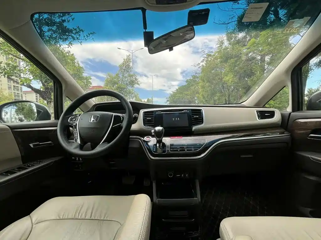 Honda Odyssey — миниатюра 6