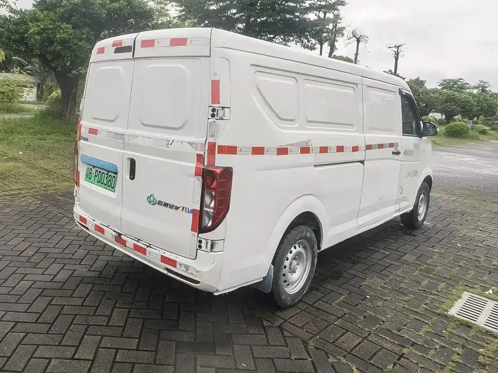 Kuayue Kuayue Star V7 EV — миниатюра 5
