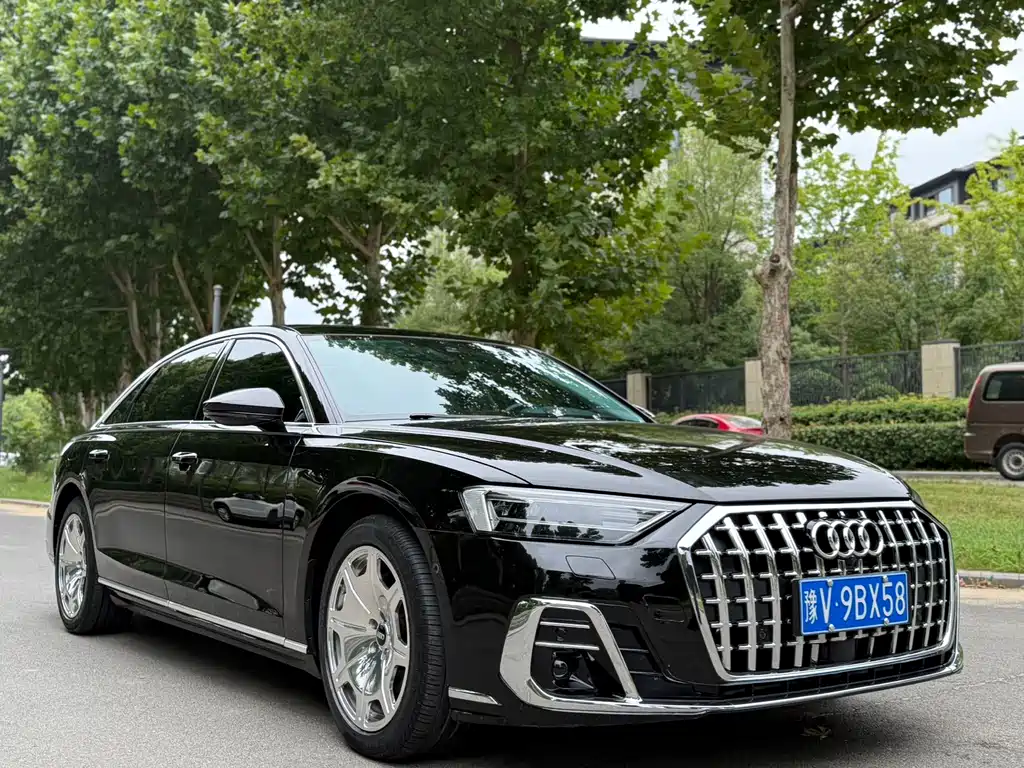 Audi A8 — миниатюра 3