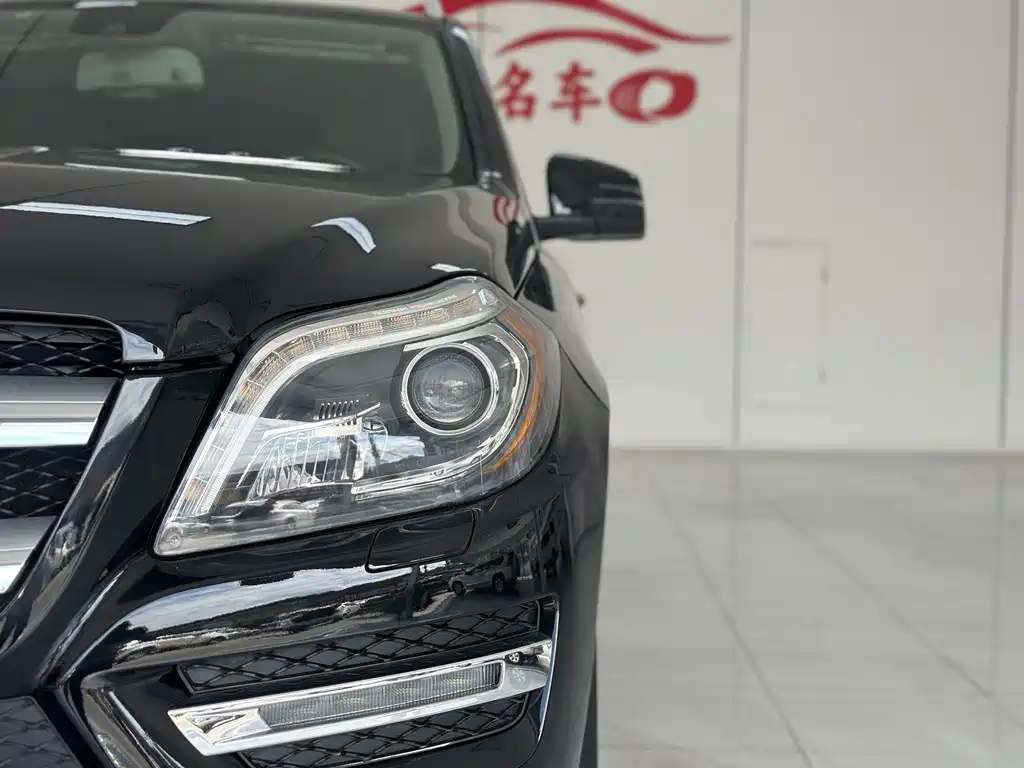 Mercedes-Benz GL-Class — миниатюра 8